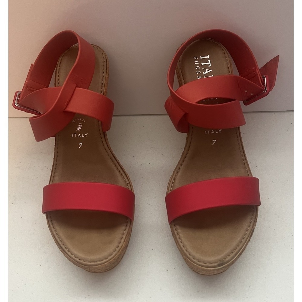 Italian Shoemakers Coral‎ Red Sandals Wedge Heels Size 7